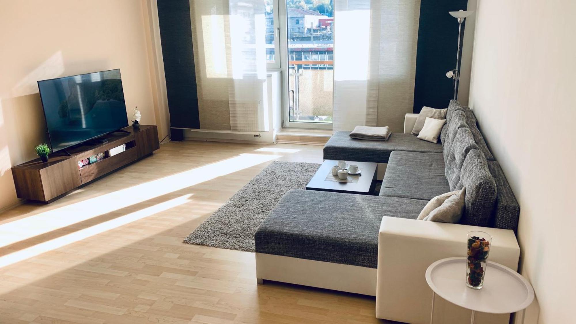Apartmán Ceskomoravska - O2 Arena *